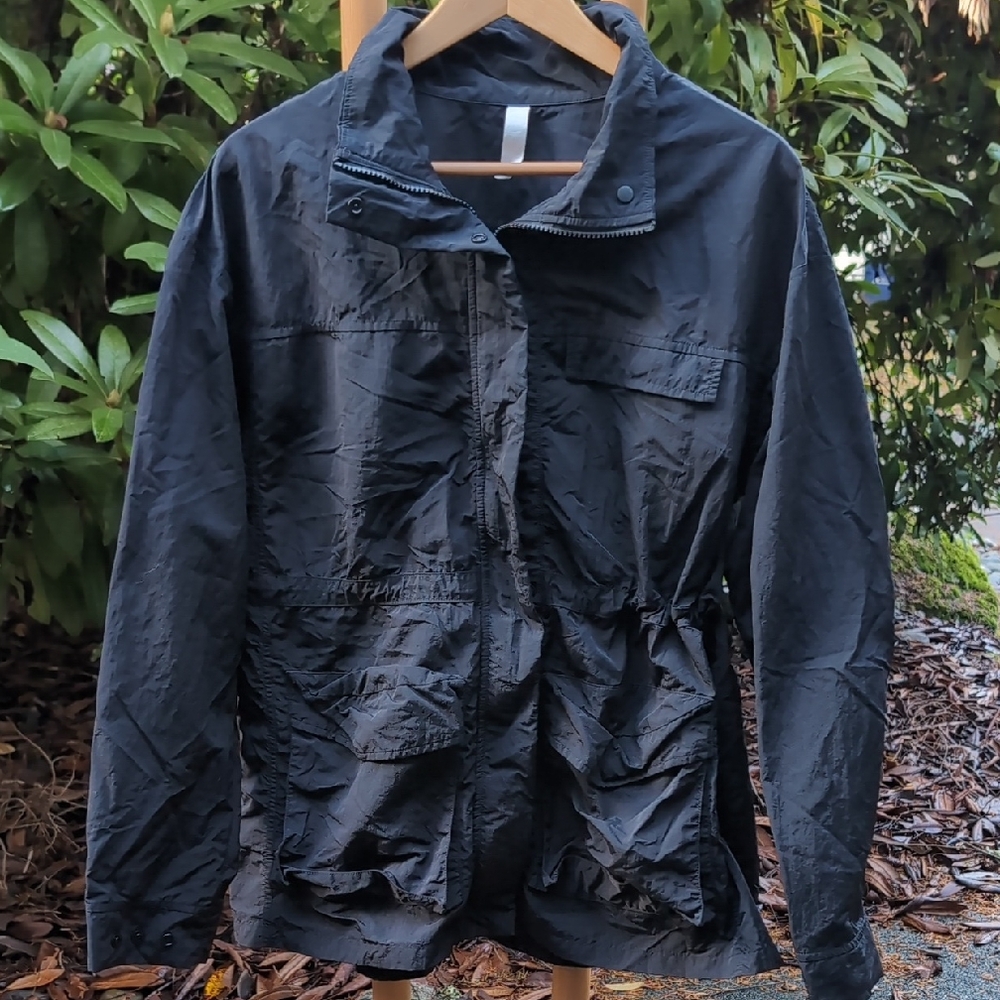 Zella Cargo Wind Breaker Rain Black Jacket w/ Pockets